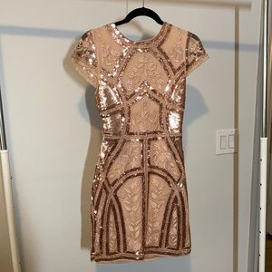 NWOT Lulu’s Rose Gold Sequined Lace Dress